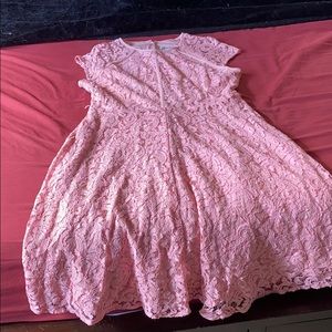 Eva Mendes Lace dress